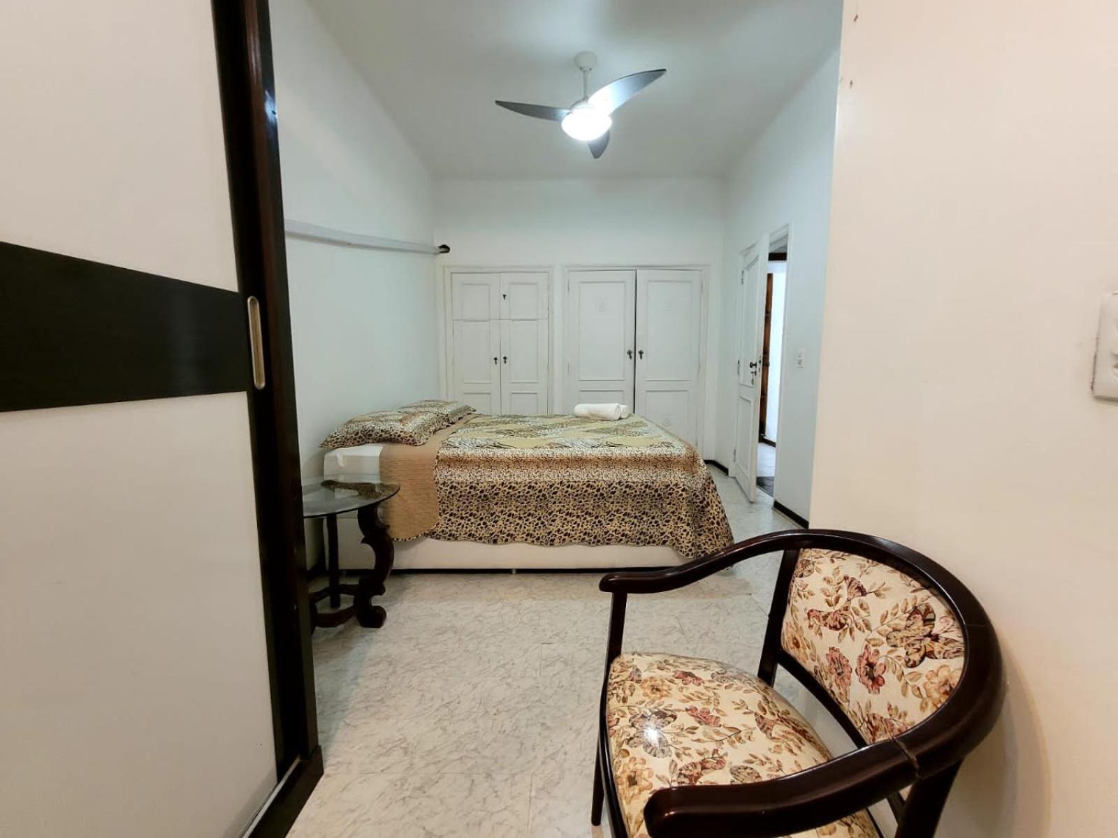 Real 391 - Front Copacabana For Families And Groups